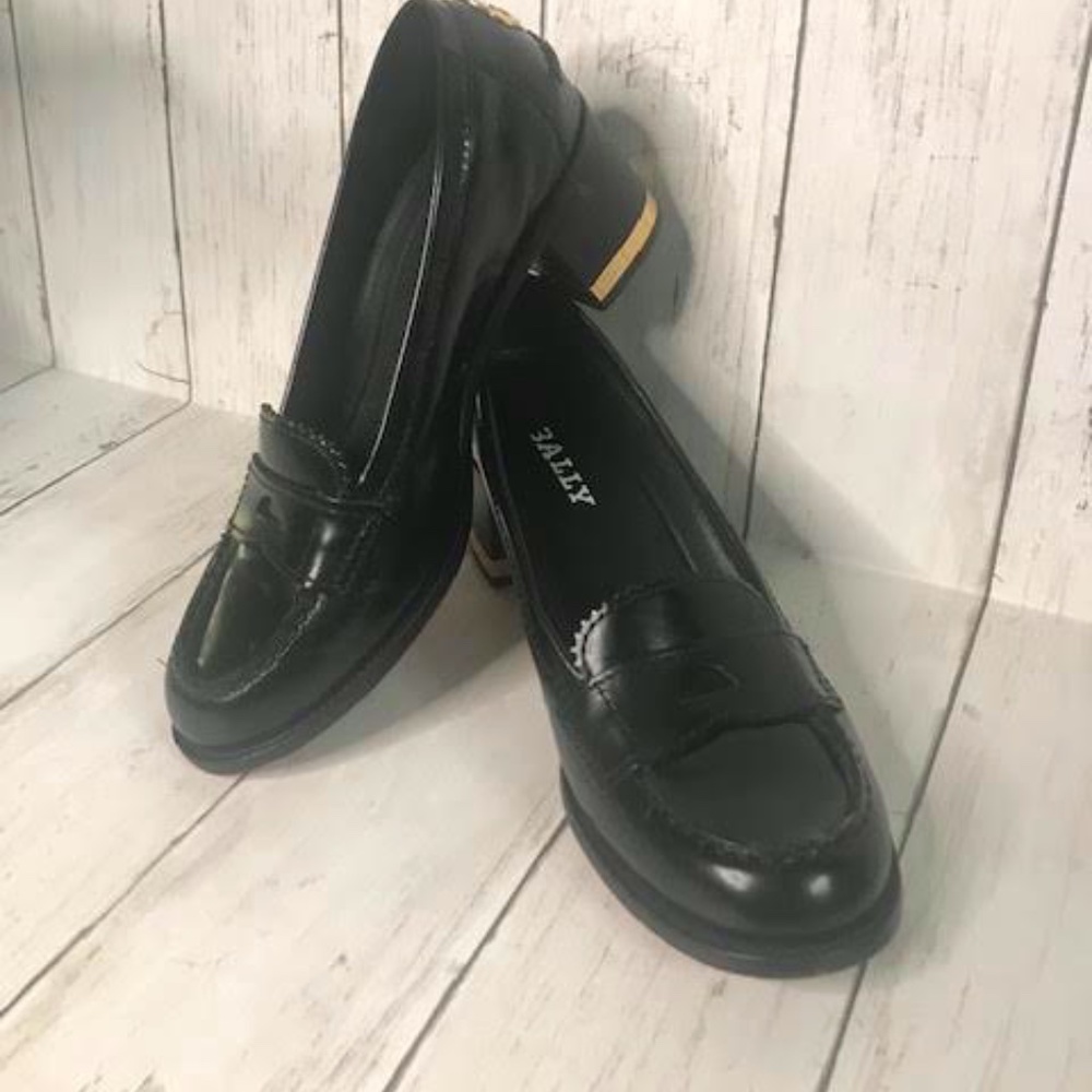 BALLY BLACK LOAFERS SZ. 6